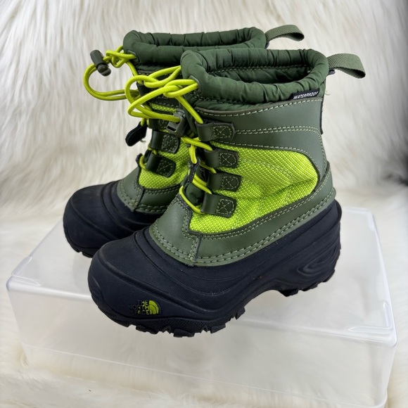 The North Face Kids Green and Black Winter Boots - Picture 2 of 8